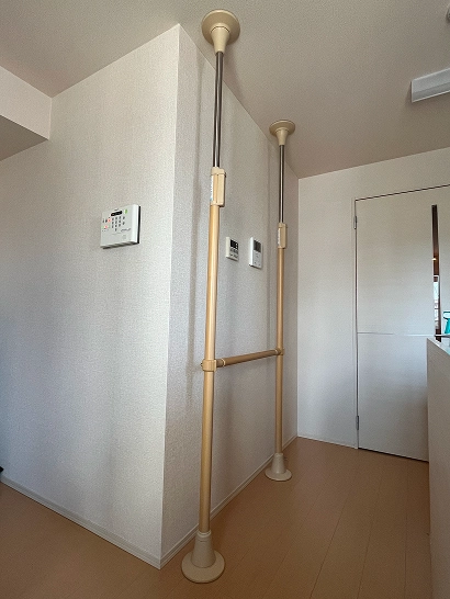 室内歩行がスムーズになる手すり